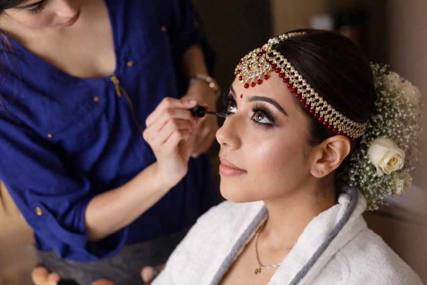 Minimal vs Glam Bridal Makeup: What Modern Brides Are Choosing Today